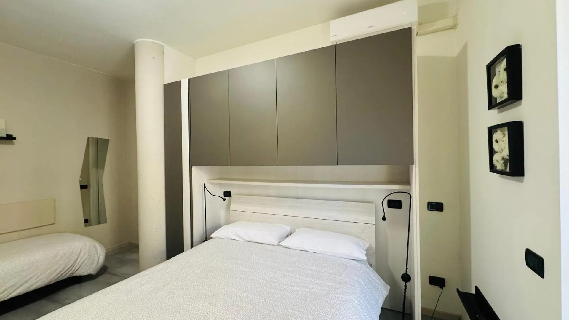 Crystal'S House Apartment Peschiera del Garda 0*,